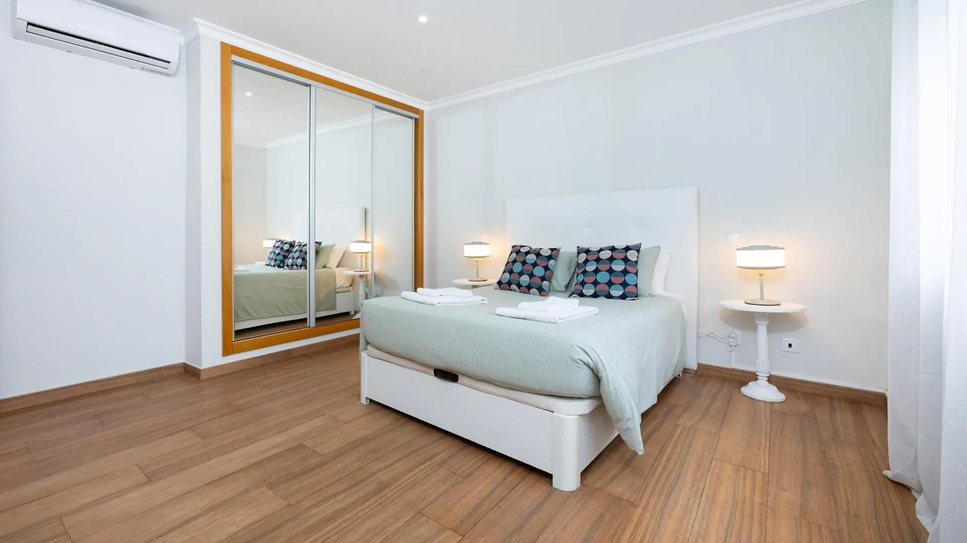 Full Private 180Sqm Villa - Terrace Jacuzzi - 200M Beach & Sea View Albufeira 0*,